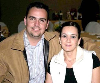 pa_11022006 
Ricardo San Miguel González y Marcela Garza Rodríguez.