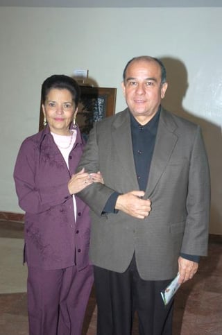 pa_12022006
Ricardo y Cecilia Cisneros.