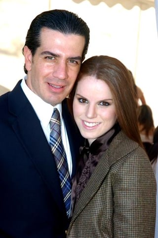 pa_12022006 
Omar Álvarez y Lupita Estrada de Álvarez.