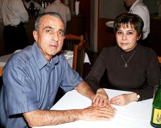 pa_24022006 
Carlos Santos y Mary Carmen Ramírez.