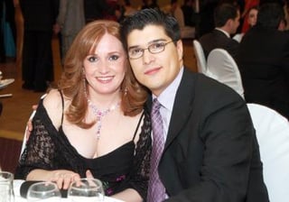 pa_01032006
Brenda Noyola Cossío y David González.