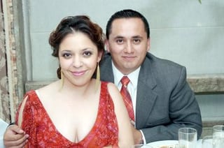 pa_10032006 
Laura Olguín y Ricardo Martínez.