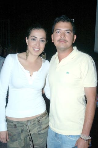 pa_12032006 
Anny y Miguel Cháidez