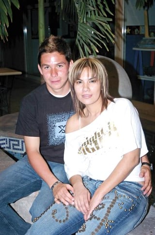 pa_20032006 
César Ureta y Nadieshna Tosca