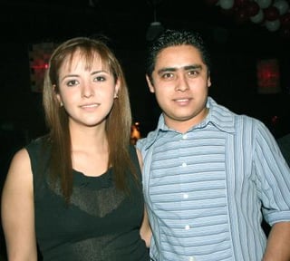 pa_25032006 
 Brenda González y César Pérez