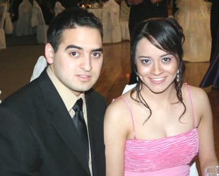 pa_26032006
Alfredo Anaya y Monse Elizalde.