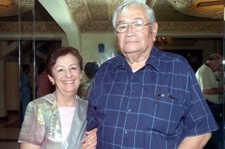 pa_26032006 
Antonio Fernández y Alicia de Fernández.