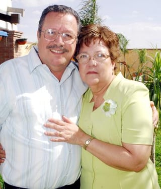 pa_26032006 
Luis Carlos y Esperanza Trasfí.