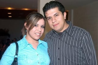 pa_26032006 
Ricardo Navarrete y Karina Siller.