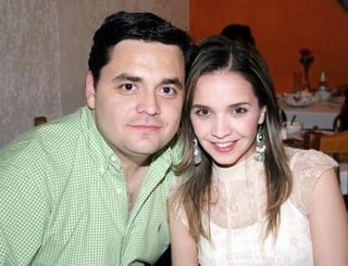 pa_28032006 
Carlos Mijares y Ale Nahle de Mijares.