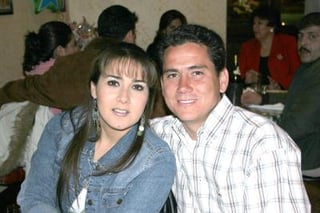 pa_31032006 
Ely Tovar de Padilla y José Luis Padilla.