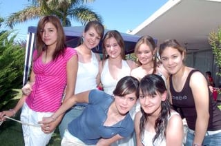 29052006 
Verónica Cruz de la garza celebró su cumpleaños con una fiesta.