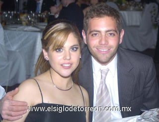 07122006
Mirna Subealdea y Jorge Abularach.