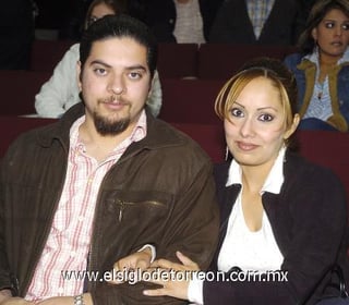 07122006
Pedro Alvarado y Gaby de Alvarado.