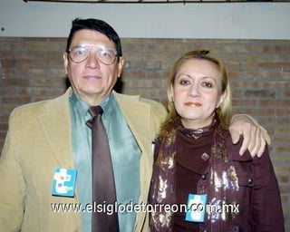 10122006 
Bertha Isaac y Jorge Guerrero.