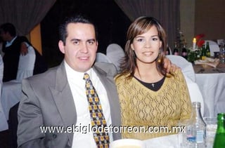 15122006
Víctor Escandón y Lupita Arellano.