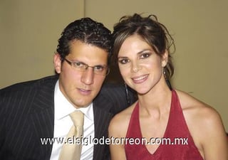 14122006
Antonio de la Fuente y Karla Villa.