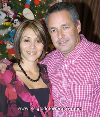 14122006
Javier González Duéñez y su esposa Mayra Corrales, anfitriones de la posada.