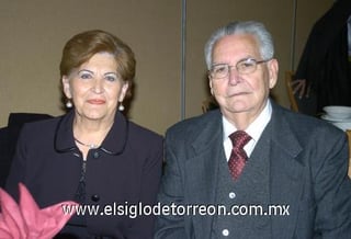 19122006
Ana María de Amarante y Luis Amarante.