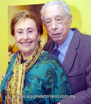 17122006 
Doña Celia Soberón de De Nigris con su marido Buenaventura De Nigris.