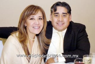 17122006 
Mayela Quintero y Leonardo Ibarra.