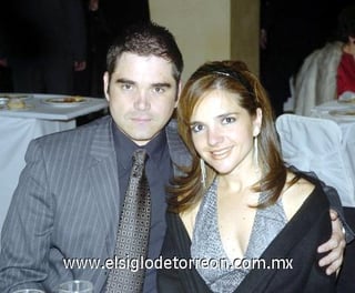 17122006 
Paulo de la Peña y Alejandra Garza.