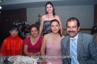 20032011 Reyes, Hortensia Soto, Martha Soto, Fernanda Itzel y Genaro Ríos. 