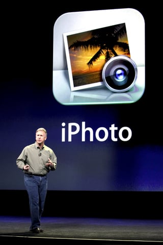 La aplicación iPhoto, por otro lado, a la que Apple dedicó bastante tiempo de la conferencia, pues tiene una nitidez que obligó a exclamar de asombro a muchos asistentes. 