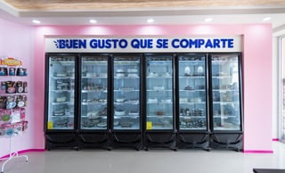 Pastelería La Salle se encuentra de fiesta dada la apertura de su nueva sucursal.

Gracias a la buena aceptación de los laguneros, gracias a su sabor único y casero, Pastelería La Salle inauguró la sucursal número tres en el oriente de Torreón.
