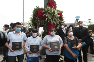 Ofician misa a un año de colapso de Línea 12 del Metro en Ciudad de México