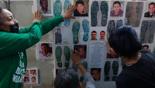 Madres de desaparecidos protestan frente a Fiscalía de México