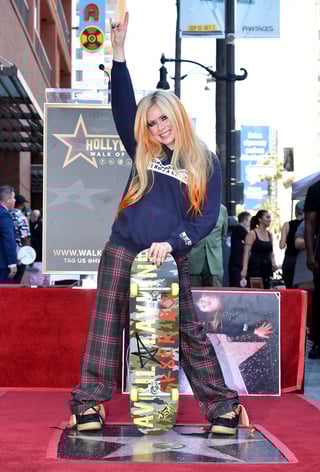 Doble celebración para Avril Lavigne Doble celebración para Avril Lavigne