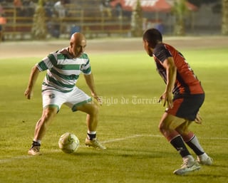 Leyendas de Santos y Atlas disputan juego en Deportiva Torreón