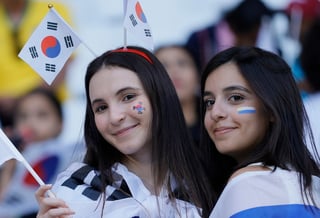 La afición del Korea Vs. Uruguay