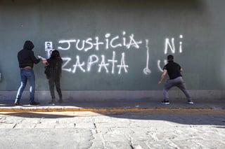 Marchan tras asesinato de los activistas Francisco Zapata y Raúl Sánchez en Zacatecas