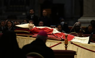 El cuerpo de Benedicto XVI descansará en el sitio que se había dispuesto para Juan Pablo II.