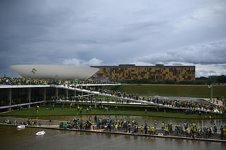 Bolsonaristas invaden sedes de Poderes en Brasil en contra de Lula da Silva