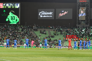 minuto de silencio en honor a Pelé, Santos Laguna vs Tigres UANL

Santos Laguna vs Tigres UANL J01C2023

Guerreros del Santos Laguna vs Tigres de la UANL

Temporada 2022-2023 Torneo Clausura Jornada 1
8 Enero 2023, 19:00 hrs. Estadio Corona, Torreón Coahuila, México

Estadio Corona, Torreón, Coahuila, México, Fútbol, Santos, Tigres