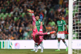 Gol de Quiñones, Carlos Acevedo, Santos Laguna vs Tigres UANL

Carlos Acevedo López #1 Portero Santos

Santos Laguna vs Tigres UANL J01C2023

Guerreros del Santos Laguna vs Tigres de la UANL

Temporada 2022-2023 Torneo Clausura Jornada 1
8 Enero 2023, 19:00 hrs. Estadio Corona, Torreón Coahuila, México

Carlos Acevedo, Estadio Corona, Torreón, Coahuila, México, Fútbol, Santos, Tigres