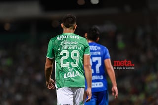 Juan Brunetta, Santos Laguna vs Tigres UANL

Juan Francisco Brunetta #29 Medio Santos

Santos Laguna vs Tigres UANL J01C2023

Guerreros del Santos Laguna vs Tigres de la UANL

Temporada 2022-2023 Torneo Clausura Jornada 1
8 Enero 2023, 19:00 hrs. Estadio Corona, Torreón Coahuila, México

Juan Brunetta, Estadio Corona, Torreón, Coahuila, México, Fútbol, Santos, Tigres