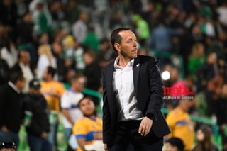 Eduardo Fentanes, Santos Laguna vs Tigres UANL

Eduardo Fentanes #0 DT Santos

Santos Laguna vs Tigres UANL J01C2023

Guerreros del Santos Laguna vs Tigres de la UANL

Temporada 2022-2023 Torneo Clausura Jornada 1
8 Enero 2023, 19:00 hrs. Estadio Corona, Torreón Coahuila, México

Eduardo Fentanes, Estadio Corona, Torreón, Coahuila, México, Fútbol, Santos, Tigres