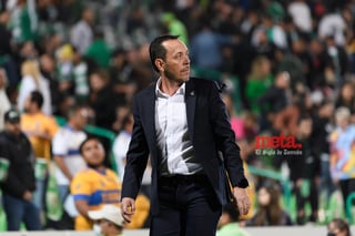 Eduardo Fentanes, Santos Laguna vs Tigres UANL

Eduardo Fentanes #0 DT Santos

Santos Laguna vs Tigres UANL J01C2023

Guerreros del Santos Laguna vs Tigres de la UANL

Temporada 2022-2023 Torneo Clausura Jornada 1
8 Enero 2023, 19:00 hrs. Estadio Corona, Torreón Coahuila, México

Eduardo Fentanes, Estadio Corona, Torreón, Coahuila, México, Fútbol, Santos, Tigres