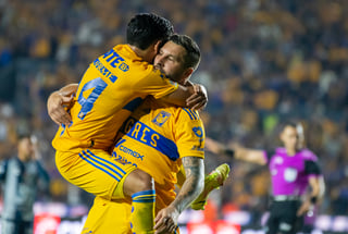 Tigres golea al campeón Pachuca