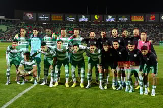 Equipo de Santos Laguna, Santos Laguna vs Pumas UNAM

Santos Laguna vs Pumas UNAM J02C2023

Guerreros del Santos Laguna vs Pumas de la UNAM

Jornada 2 del clausura 2023 en el Territorio Santos Modelo

fútbol soccer, liga mx Estadio Corona, Torreón Coahuila, México

Estadio Corona, Torreón, Coahuila, México, Fútbol, Santos, Pumas