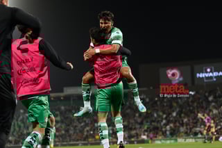 Gol de Medina, Diego Medina, Santos Laguna vs Pumas UNAM

Diego Javier Medina Vázquez #24 Delantero Santos

Santos Laguna vs Pumas UNAM J02C2023

Guerreros del Santos Laguna vs Pumas de la UNAM

Jornada 2 del clausura 2023 en el Territorio Santos Modelo

fútbol soccer, liga mx Estadio Corona, Torreón Coahuila, México

Diego Medina, Estadio Corona, Torreón, Coahuila, México, Fútbol, Santos, Pumas