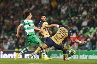 Santos Laguna vs Pumas UNAM

Alan Jhosué Cervantes Martín del Campo #6 Medio Santos
Nicolás Omar Freire #23 Defensa Pumas

Santos Laguna vs Pumas UNAM J02C2023

Guerreros del Santos Laguna vs Pumas de la UNAM

Jornada 2 del clausura 2023 en el Territorio Santos Modelo

fútbol soccer, liga mx Estadio Corona, Torreón Coahuila, México

Alan Cervantes, Nicolás Freire, Estadio Corona, Torreón, Coahuila, México, Fútbol, Santos, Pumas