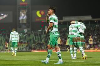 Gol de Medina, Diego Medina, Santos Laguna vs Pumas UNAM

Diego Javier Medina Vázquez #24 Delantero Santos

Santos Laguna vs Pumas UNAM J02C2023

Guerreros del Santos Laguna vs Pumas de la UNAM

Jornada 2 del clausura 2023 en el Territorio Santos Modelo

fútbol soccer, liga mx Estadio Corona, Torreón Coahuila, México

Diego Medina, Estadio Corona, Torreón, Coahuila, México, Fútbol, Santos, Pumas