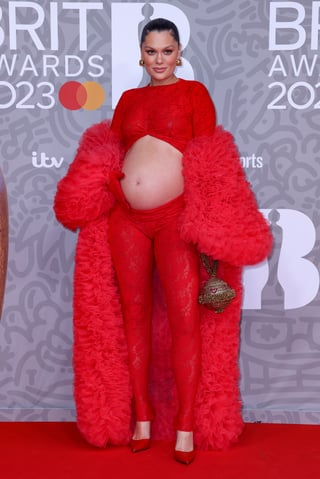 La elegancia y excentricidad arriban a la alfombra roja de los Brit Awards 2023