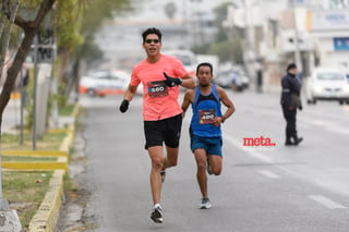 21K y 5K El Siglo de Torreón

21K y 5K El Siglo de Torreón 21K23SIGLO

Medio maratón 21K y 5K de El Siglo de Torreón

corredor, corredores, corredora, corredoras, running, runningirl El Siglo de Torreón, Torreón Coahuila, México

El Siglo de Torreón, Torreón, Coahuila, México, Atletismo