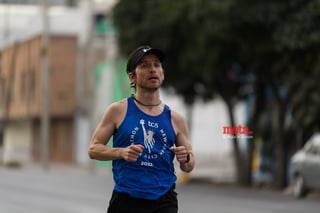 21K y 5K El Siglo de Torreón

21K y 5K El Siglo de Torreón 21K23SIGLO

Medio maratón 21K y 5K de El Siglo de Torreón

corredor, corredores, corredora, corredoras, running, runningirl El Siglo de Torreón, Torreón Coahuila, México

El Siglo de Torreón, Torreón, Coahuila, México, Atletismo